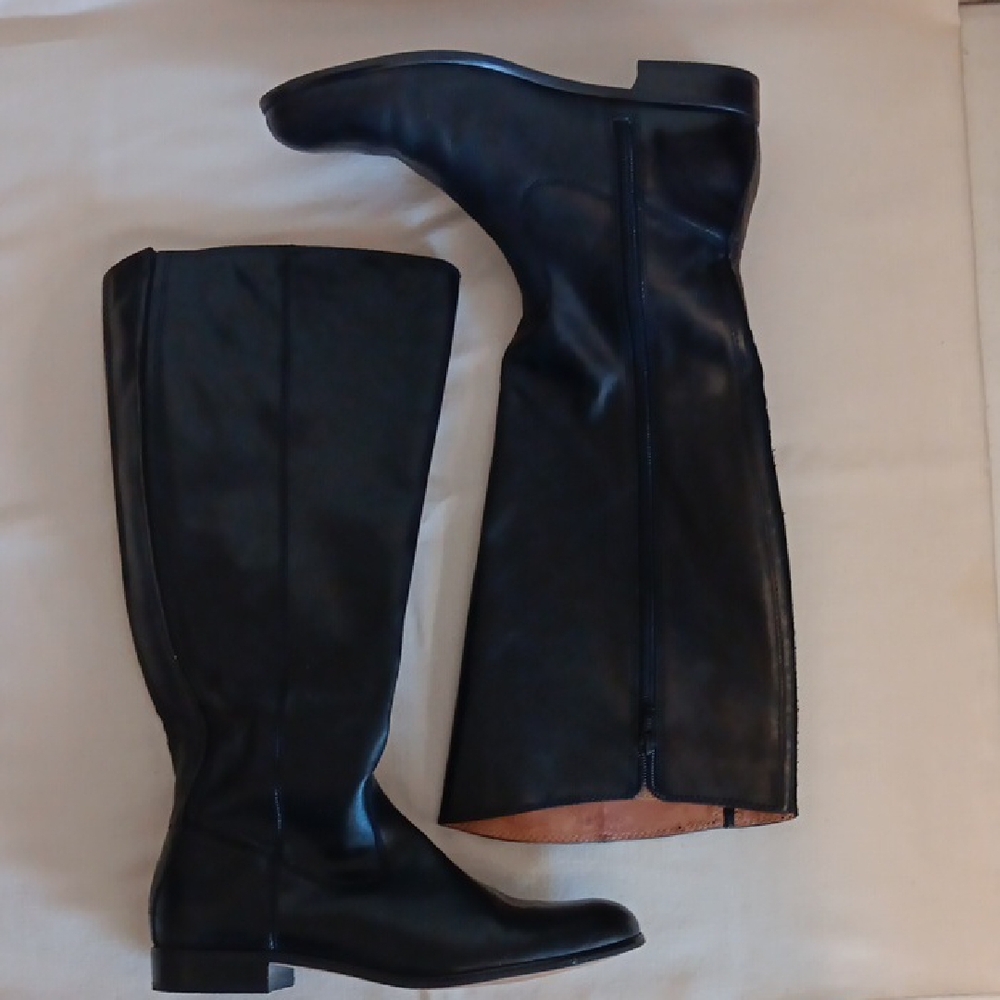 Kenneth Cole New York Black Boots